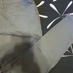 Maternity Pants - Side Panel